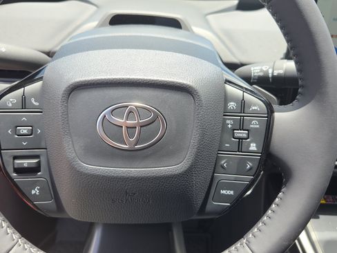 Used 2026 Toyota bZ FWD image 19