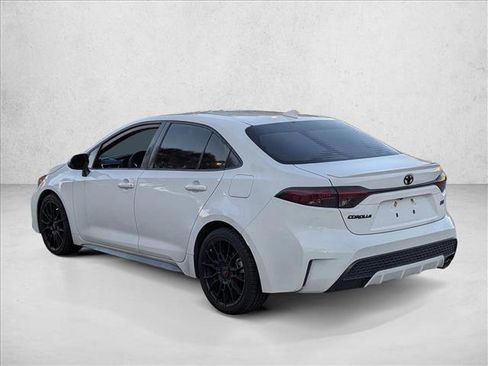 Used 2022 Toyota Corolla SE FWD image 7
