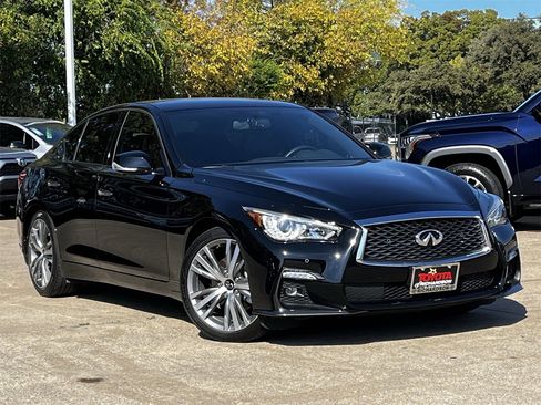 Used 2022 INFINITI Q50 Sensory image 2