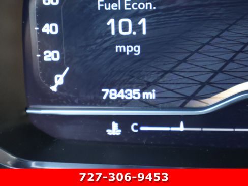 Used 2023 GMC Yukon SLT RWD image 30