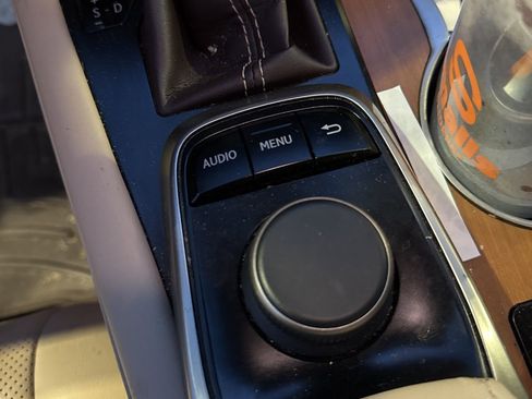 Used 2019 Lexus RX 350 FWD w/ Premium Package image 9