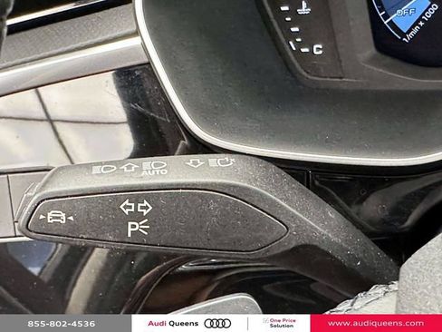 Used 2024 Audi Q3 2.0T Premium Plus AWD/4WD image 32