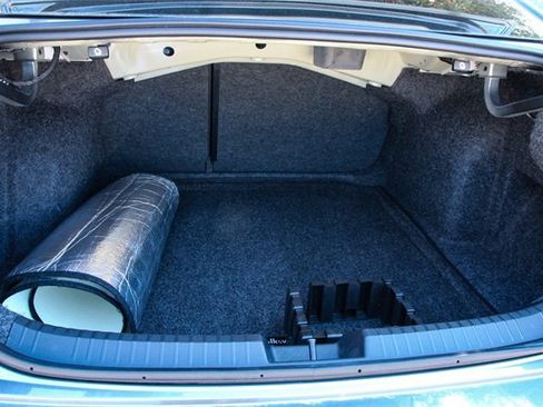 Used 2024 Volkswagen Jetta SE image 41