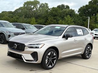 New 2026 Volvo XC60 B5 Plus w/ Protection Package Premier video 2