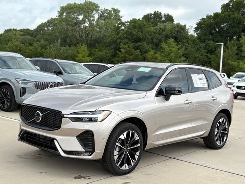 New 2026 Volvo XC60 B5 Plus w/ Protection Package Premier image 2