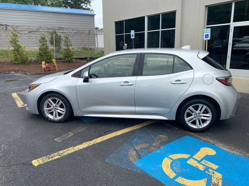 Used 2020 Toyota Corolla SE w/ SE Preferred Package FWD image 12