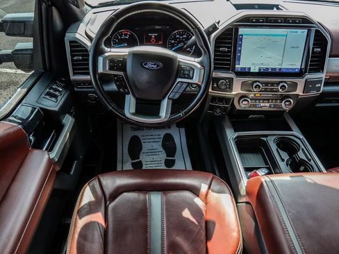 Used 2022 Ford F250 Platinum w/ FX4 Off-Road Package image 24