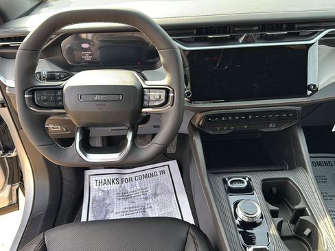 New 2026 Jeep Cherokee Limited AWD/4WD image 10