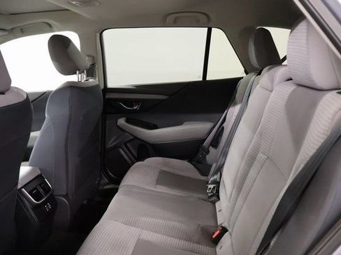 Used 2025 Subaru Outback Premium AWD/4WD image 31