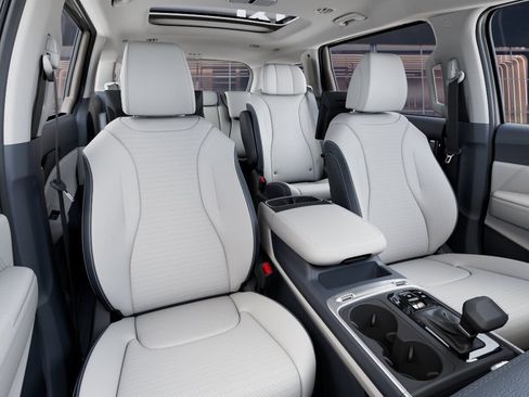 New 2026 Kia Carnival SX Prestige FWD image 15