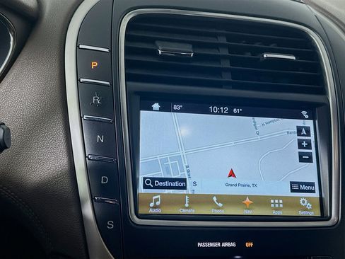 Used 2016 Lincoln MKX Reserve w/ Driver Assistance Package image 25