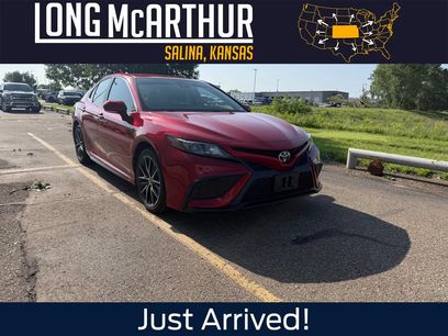 Used 2021 Toyota Camry SE w/ Cold Weather Package