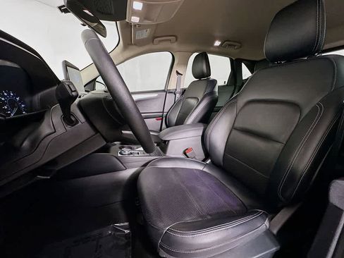 Certified 2020 Ford Escape SEL image 12