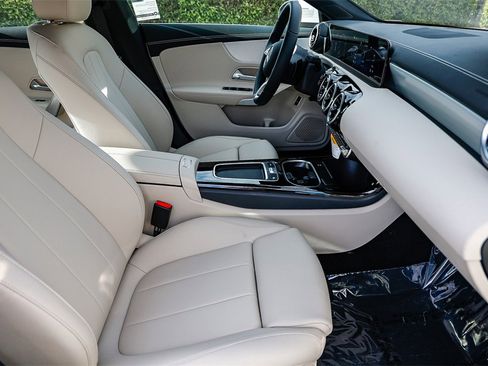 New 2025 Mercedes-Benz CLA 250 image 17