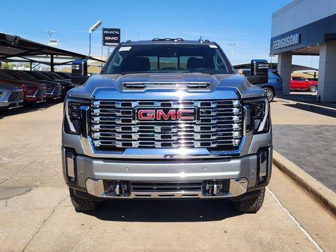 New 2026 GMC Sierra 2500 Denali w/ Denali Reserve Package AWD/4WD image 8