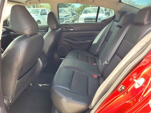 Used 2019 Nissan Altima 2.5 SR image 12