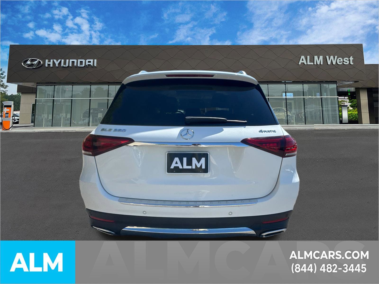 Used 2023 Mercedes-Benz GLE 350 4MATIC w/ Premium Package image 6