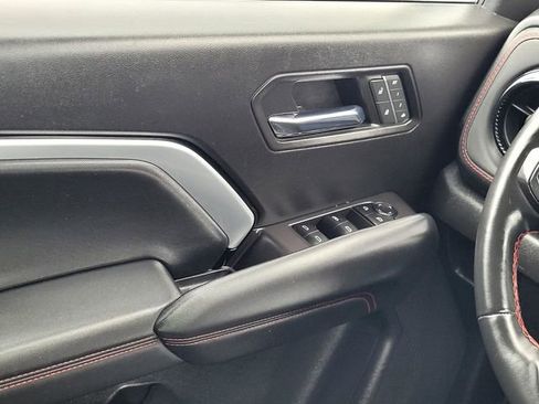 Used 2023 Chevrolet Colorado Z71 w/ Z71 Convenience Package 2 image 32