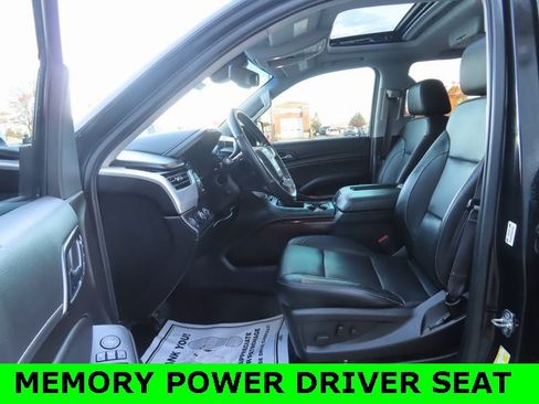 Used 2020 GMC Yukon XL SLT image 17