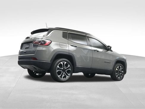 Used 2023 Jeep Compass Limited AWD/4WD image 28