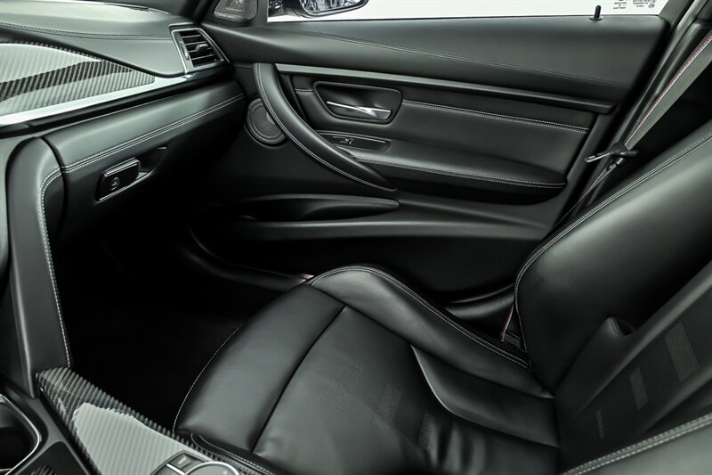 Used 2018 BMW M3 w/ Competition Package RWD image 32