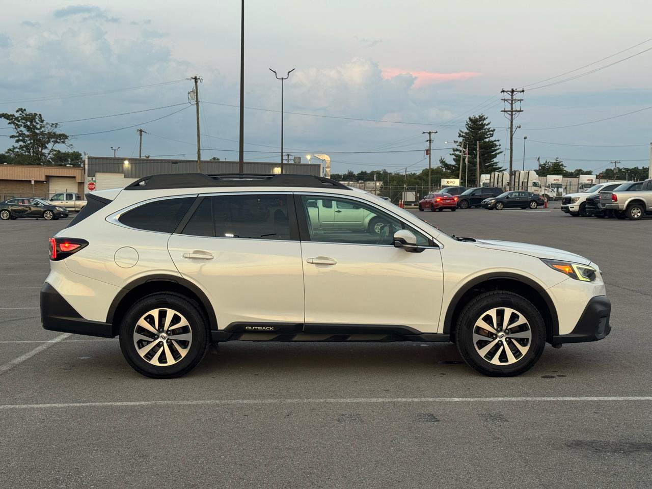 Used 2022 Subaru Outback Premium AWD/4WD image 8