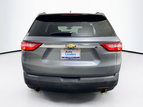 Used 2020 Chevrolet Traverse LT image 6