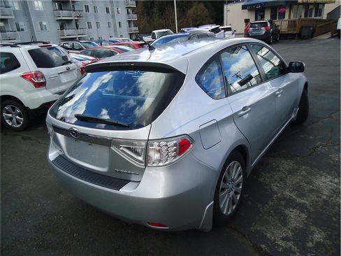 Used 2010 Subaru Impreza 2.5i Premium image 5