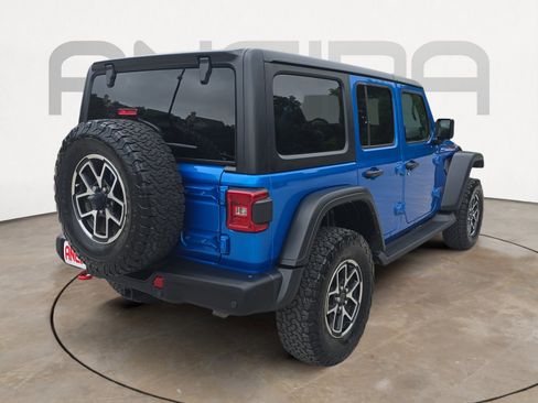 Used 2024 Jeep Wrangler Unlimited Rubicon w/ Capability Package AWD/4WD image 10