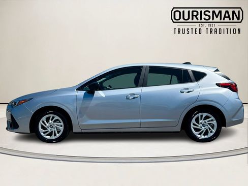 Certified 2025 Subaru Impreza 2.0i image 3