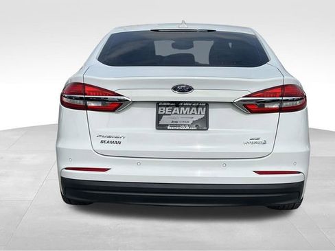 Used 2019 Ford Fusion SE image 6