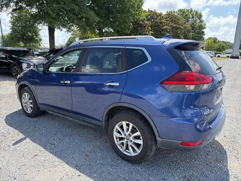 Used 2019 Nissan Rogue SV AWD/4WD image 5