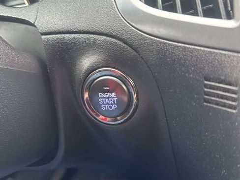 Used 2011 Hyundai Genesis 2.0T image 28