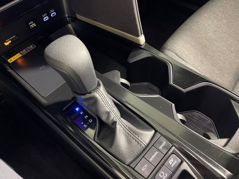 Certified 2025 Toyota Camry LE image 22