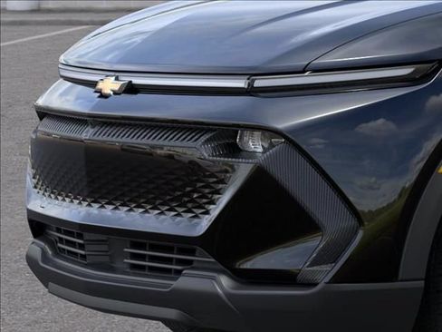 New 2026 Chevrolet Equinox EV LT FWD image 13