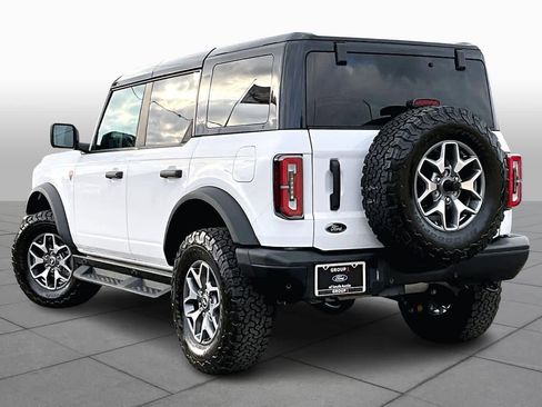 Certified 2025 Ford Bronco Badlands AWD/4WD image 13