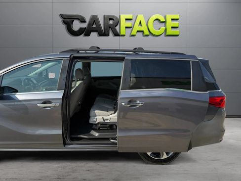 Used 2018 Honda Odyssey Touring image 18