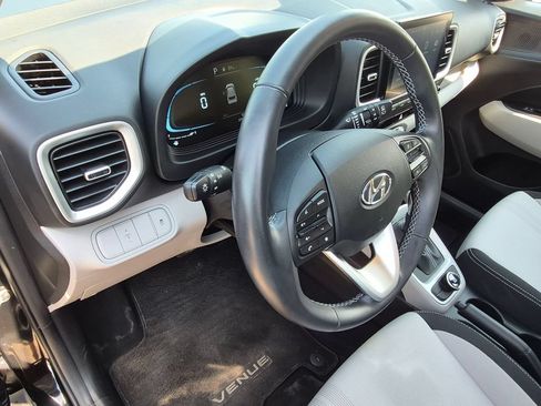 Certified 2023 Hyundai Venue SEL w/ Cargo Package FWD image 11