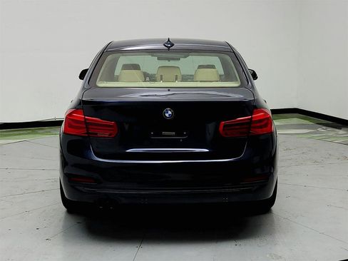 Used 2016 BMW 328i xDrive Sedan AWD/4WD image 6