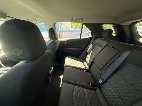 Used 2018 Chevrolet Equinox LT AWD/4WD image 23