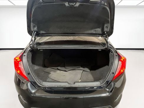 Used 2019 Honda Civic Sport image 17