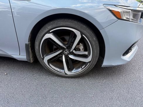 Used 2022 Honda Accord Sport image 2