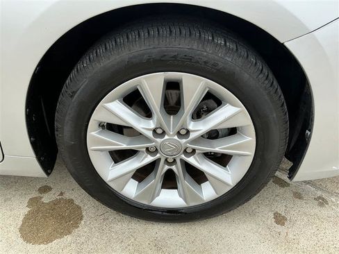 Used 2014 Lexus ES 300h w/ Luxury Package w/Bamboo Trim FWD image 25