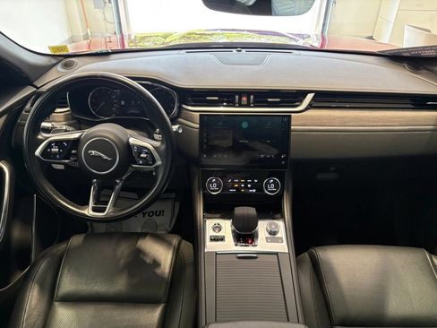 Used 2021 Jaguar F-PACE S AWD/4WD image 24