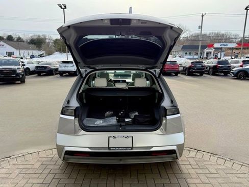 Used 2025 Hyundai Ioniq 5 Limited image 11