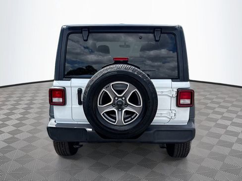 Used 2022 Jeep Wrangler Unlimited Sport image 7