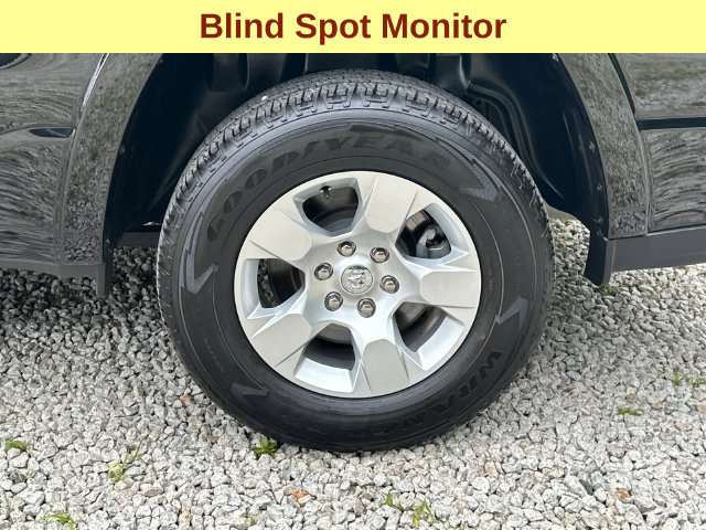 Used 2025 RAM 1500 Big Horn AWD/4WD image 7