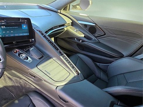 Used 2025 Chevrolet Corvette E-Ray image 15