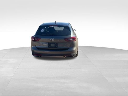 Used 2018 Buick Regal Preferred w/ Sights and Sounds Package image 29