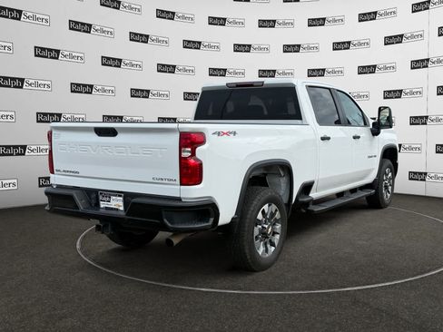 Used 2025 Chevrolet Silverado 2500 Custom w/ Custom Convenience Package AWD/4WD image 6
